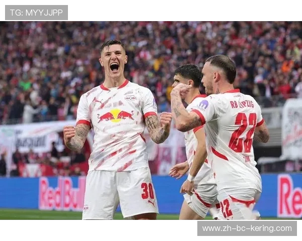 7400万英镑买来2球前锋？曼联新援塞斯科陷入质疑，曼联shaw